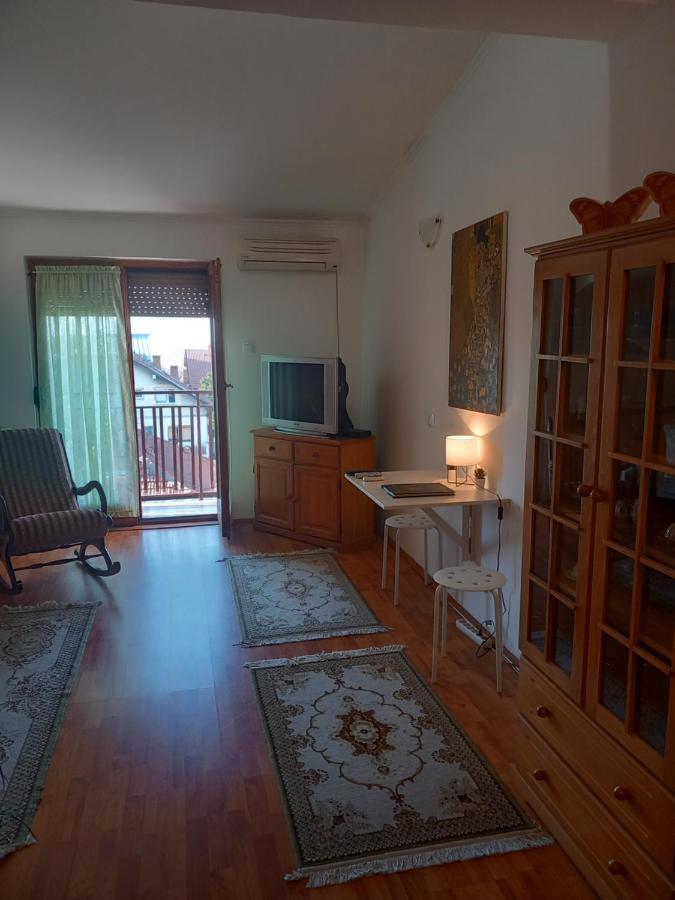 Cosy Rooftop Studio With Balcony Belgrad Dış mekan fotoğraf